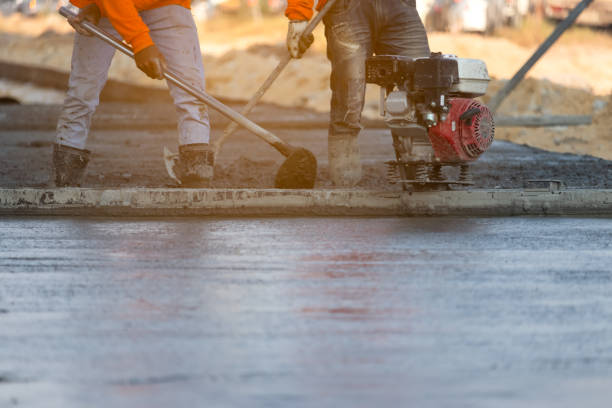  Larch Y, WA Concrete contractor Pros